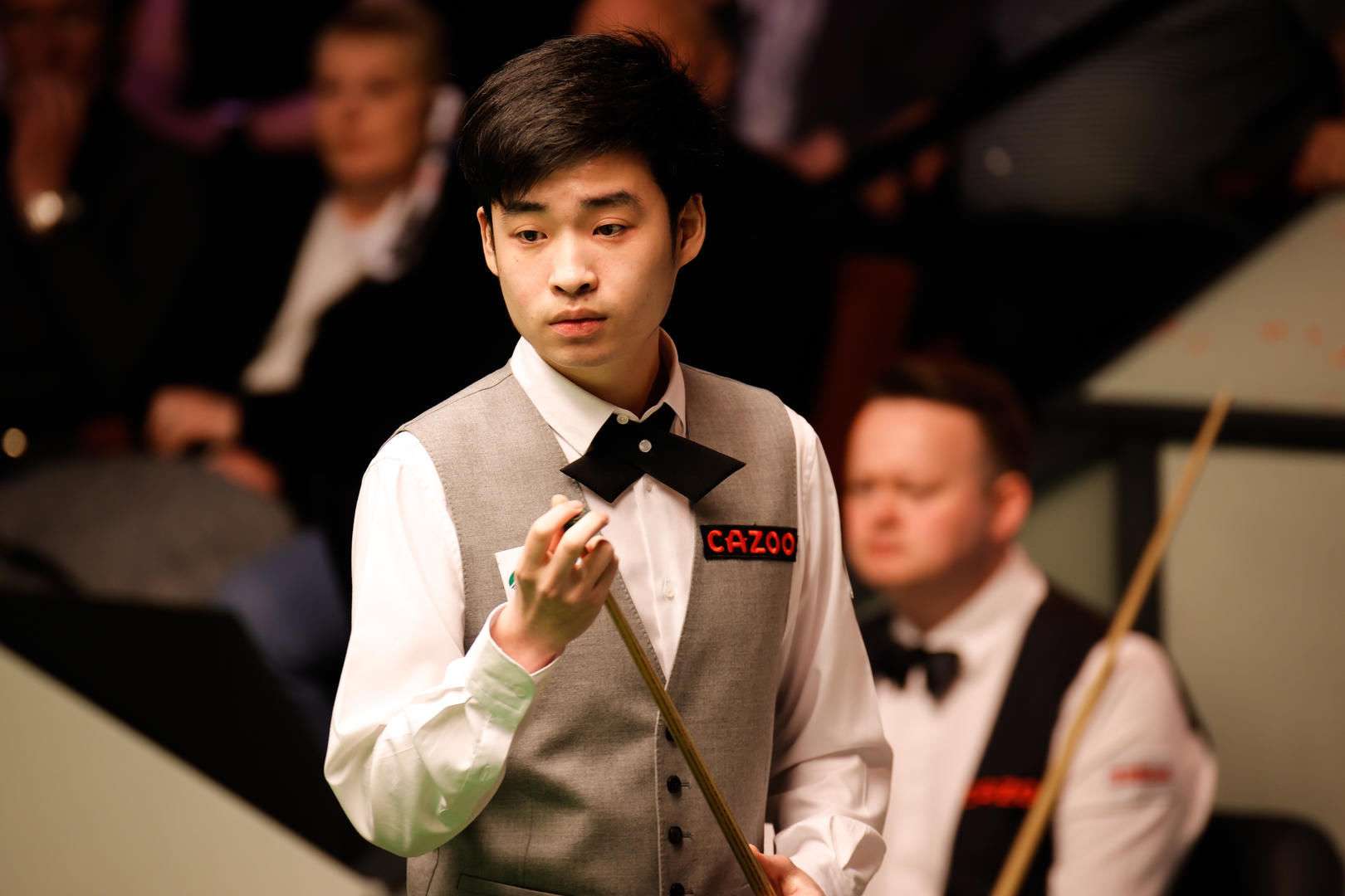 因此顶薪目 因此顶薪目